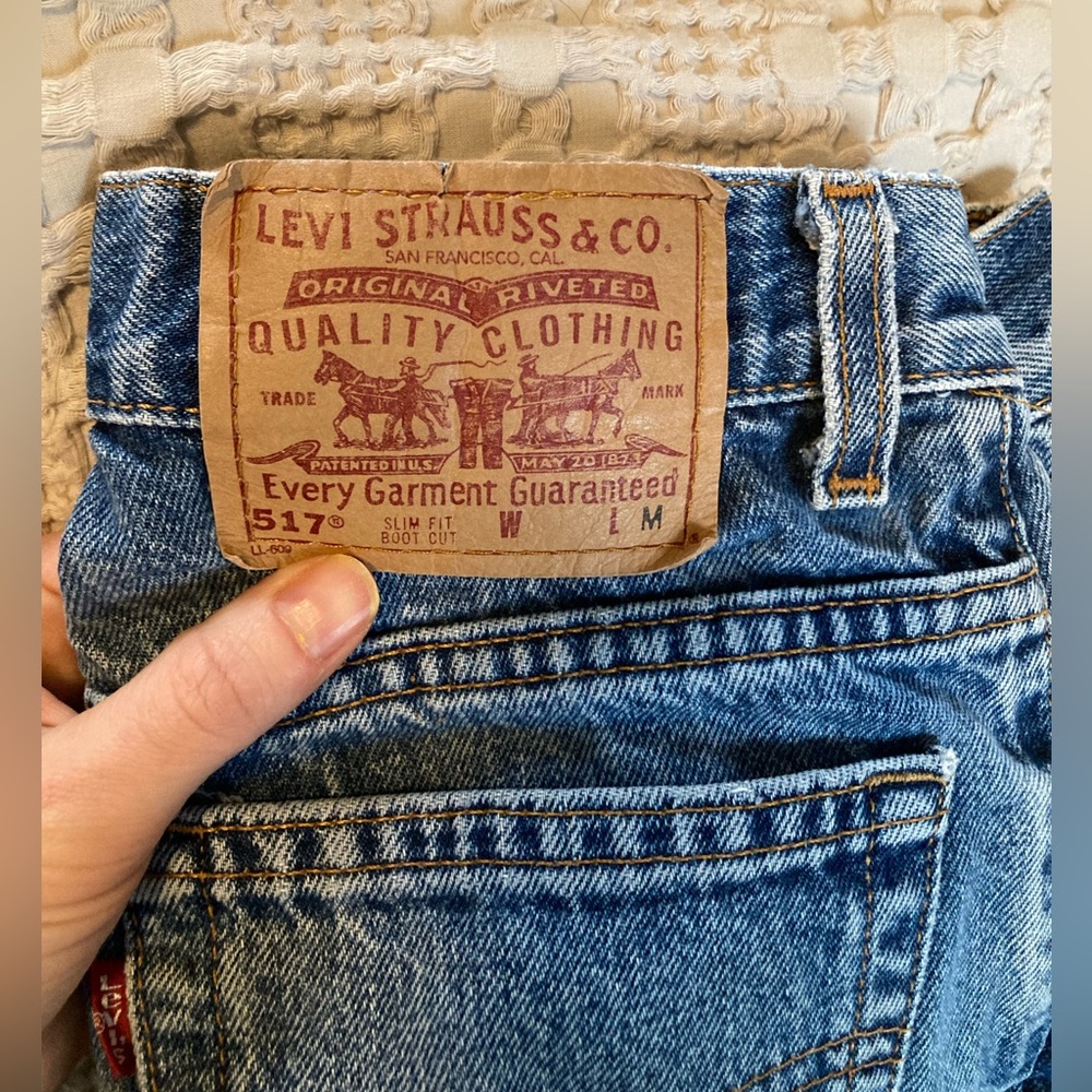 Vintage 90s Levi 517 slim bootcut jean